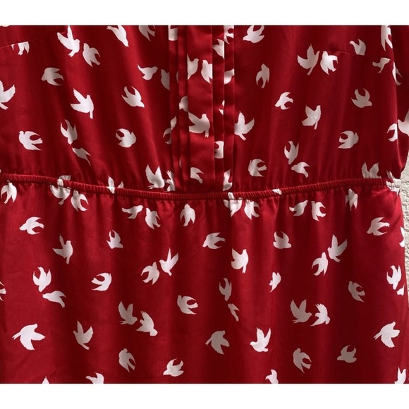 Old Navy Red White Bird Dress Size Large Short Sleeve Ruched Waist Above Knee - Picture 3 of 8